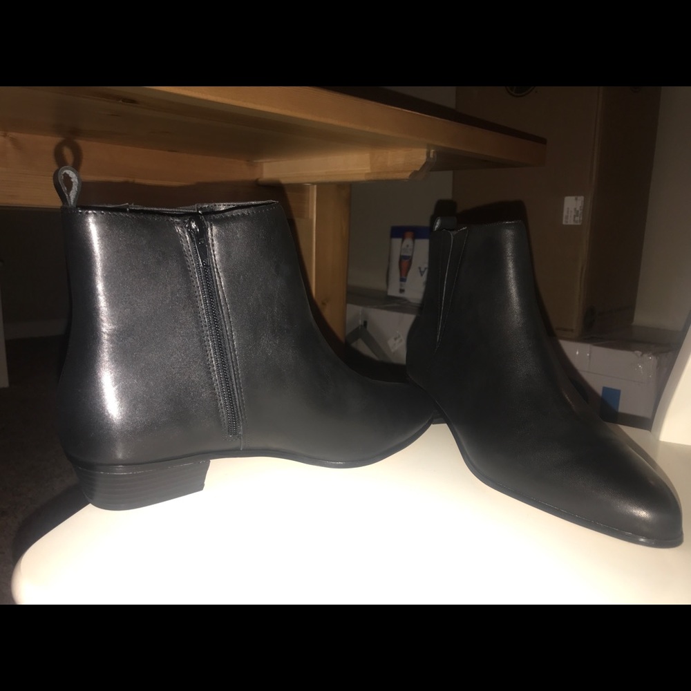 Gap Chelsea Boots